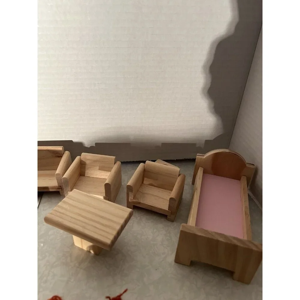 Wooden Dollhouse Furniture, 3 Wood Dolls, 1 Dog, And 1 Cat/ 16 Pieces In All - Picture 4 of 9
